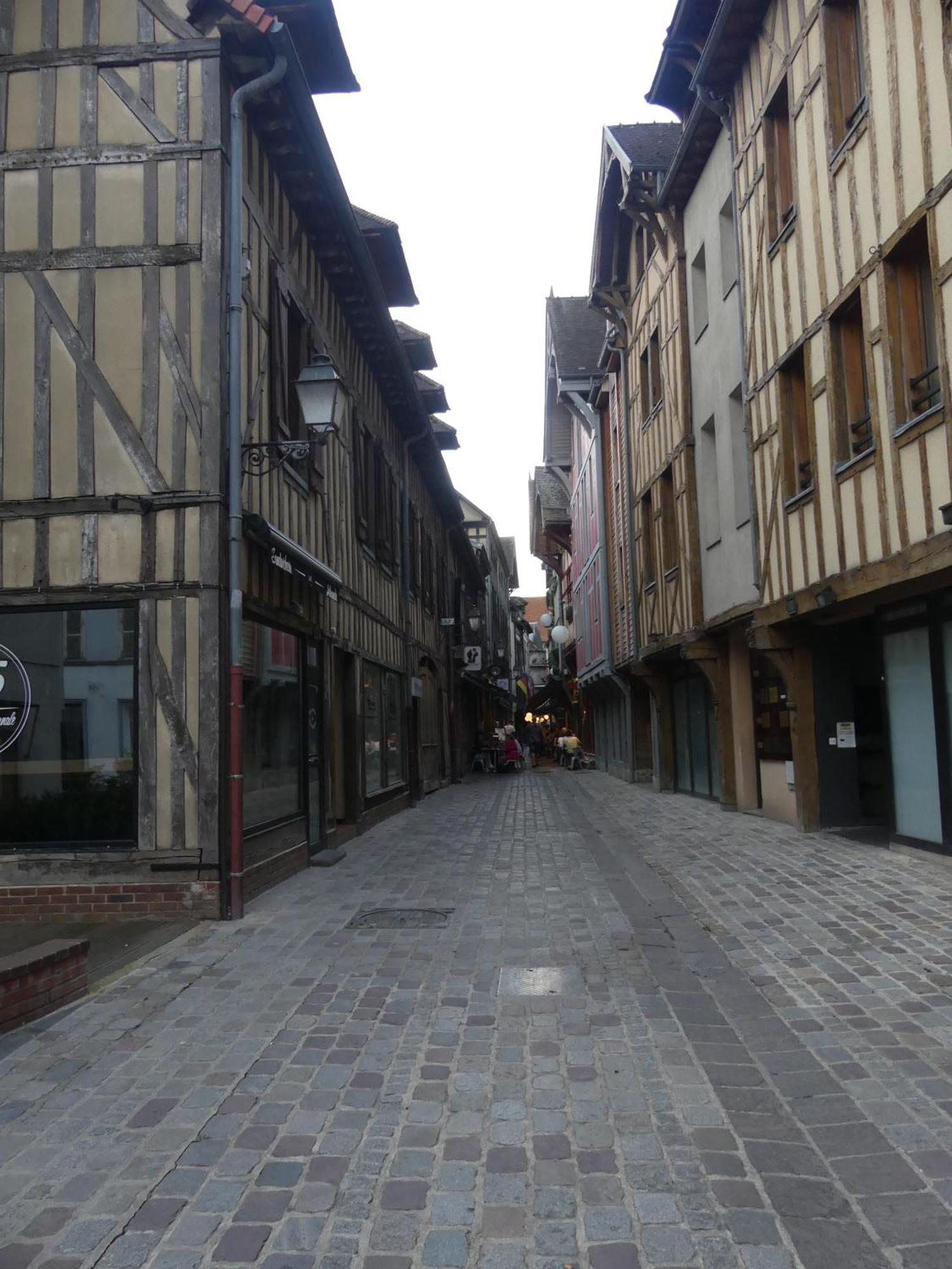 Le Chalet Troyen Troyes Dış mekan fotoğraf